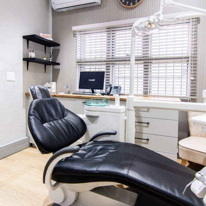 kuilsriver-dental-home-page-dentist-chair